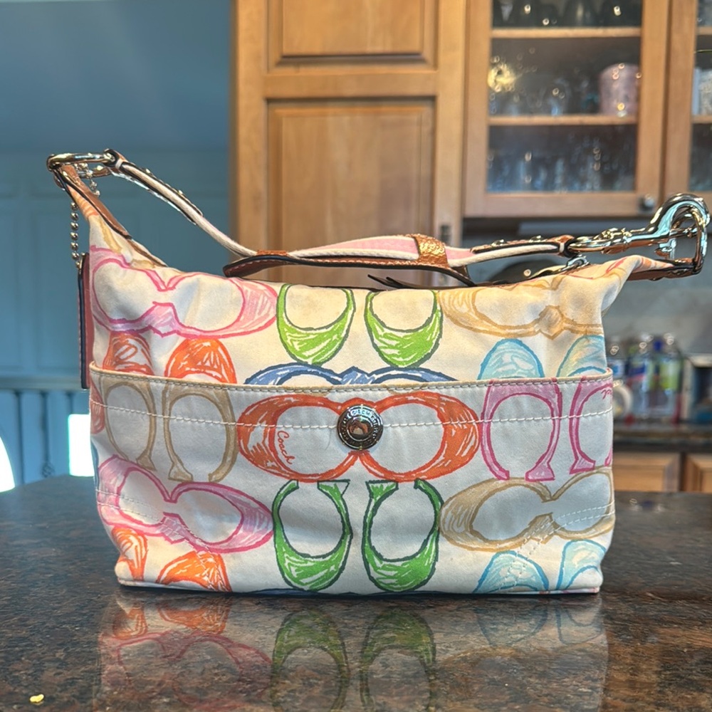 Coach Multicolor Signature Shoulder Bag